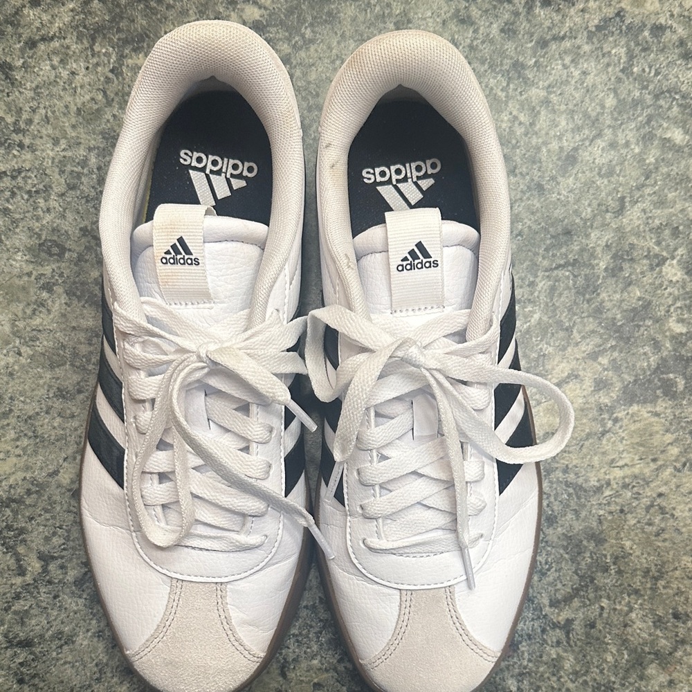 adidas women’s Gazelle white with black Sneakers, 9